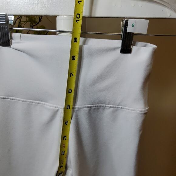 Fabletics Powerhold High Waisted leggings Color White Size XXS - Picture 9 of 11